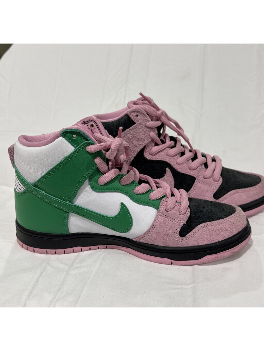 PADS very nearly new Nike SB Dunk High Invert Celtics (2020) Size 7 Super RARE